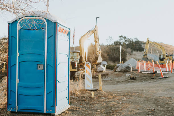 Best Porta potty delivery and setup  in St John, KS